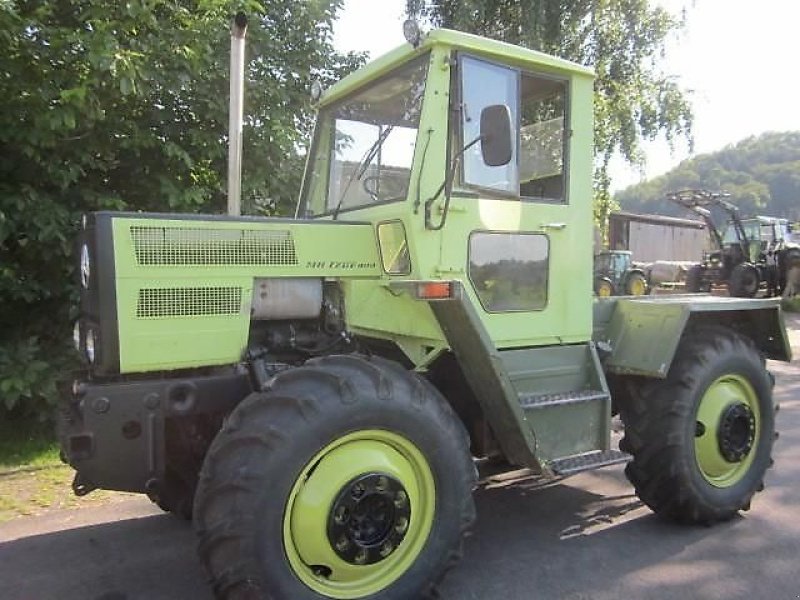 Traktor des Typs Mercedes-Benz 800, Gebrauchtmaschine in Ziegenhagen (Bild 2)