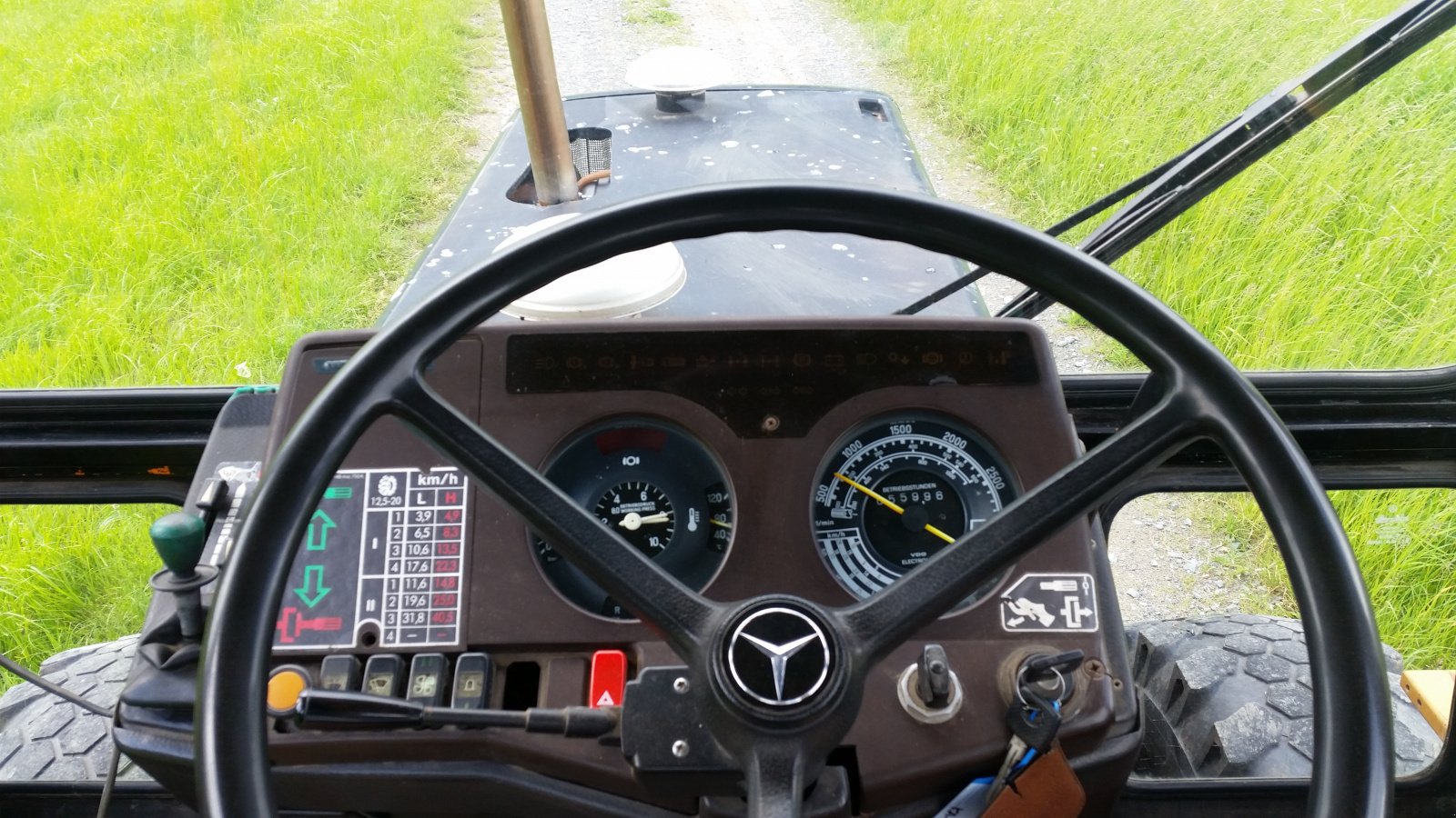 Traktor typu Mercedes-Benz MB-Trac 700 K, Gebrauchtmaschine w Reuth (Zdjęcie 26)