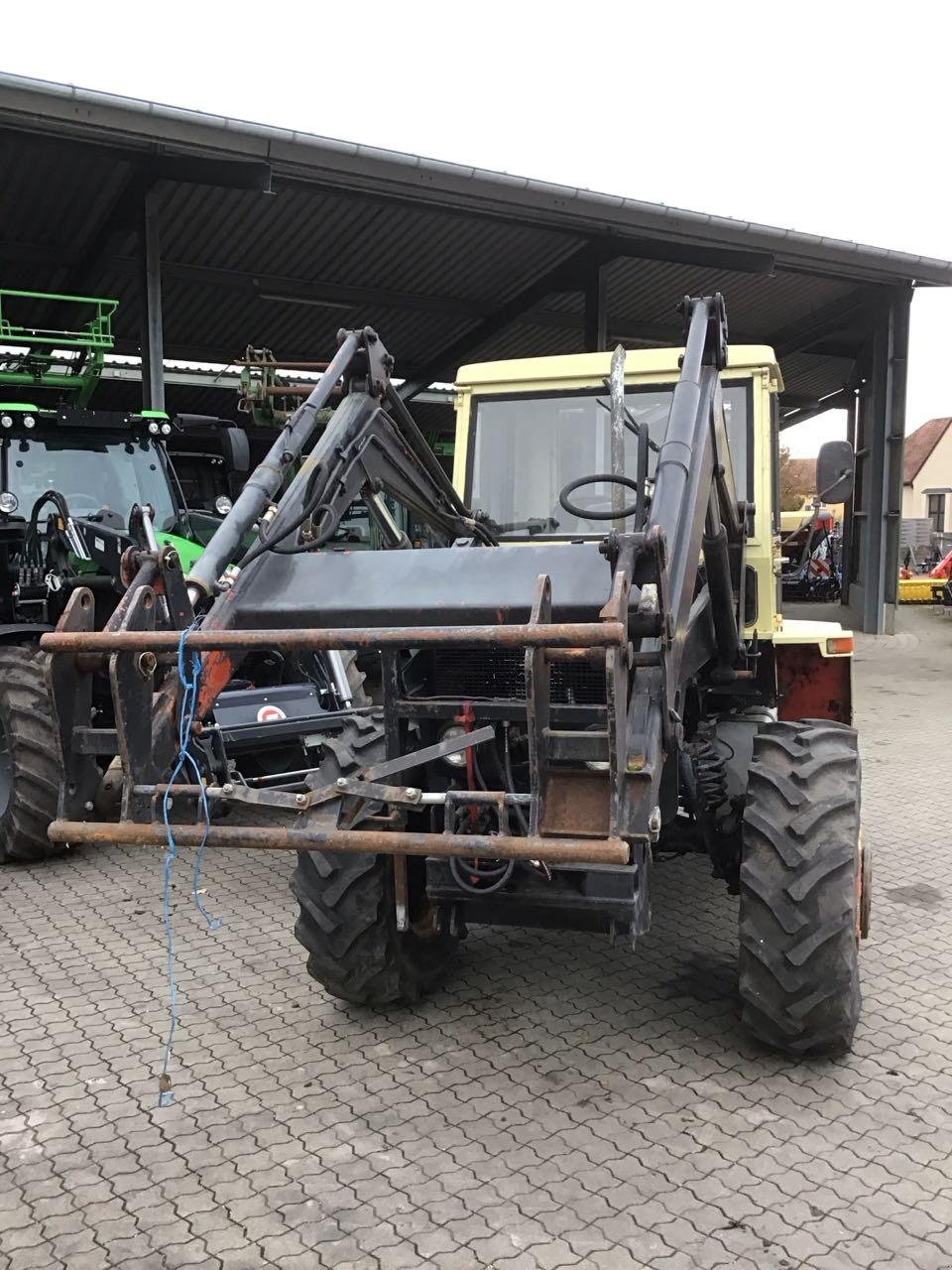 Traktor типа Mercedes-Benz MB-TRAC 800-1, Gebrauchtmaschine в Burgbernheim (Фотография 2)