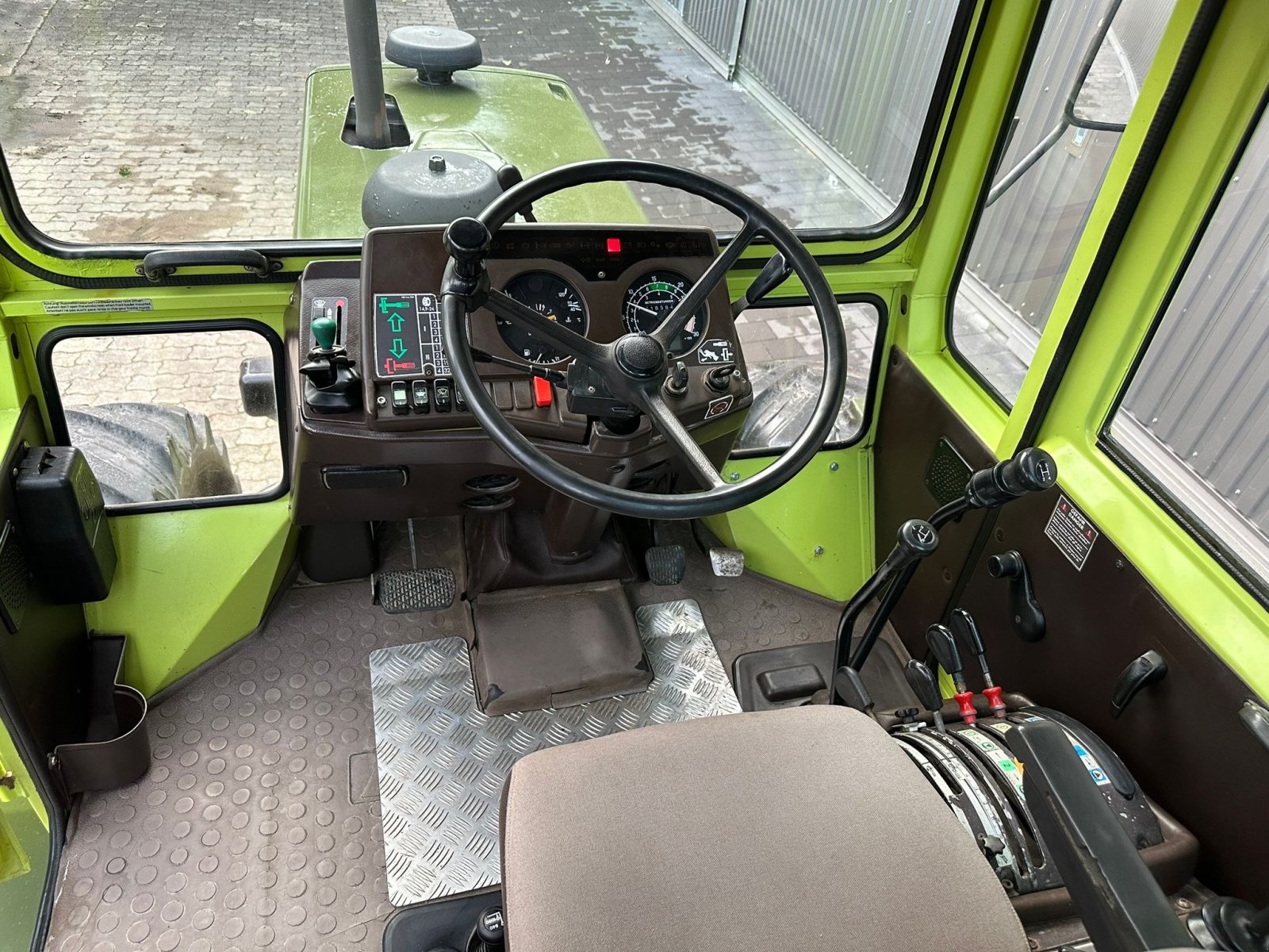 Traktor typu Mercedes-Benz MB-Trac 800, Gebrauchtmaschine w Marktredwitz (Zdjęcie 3)