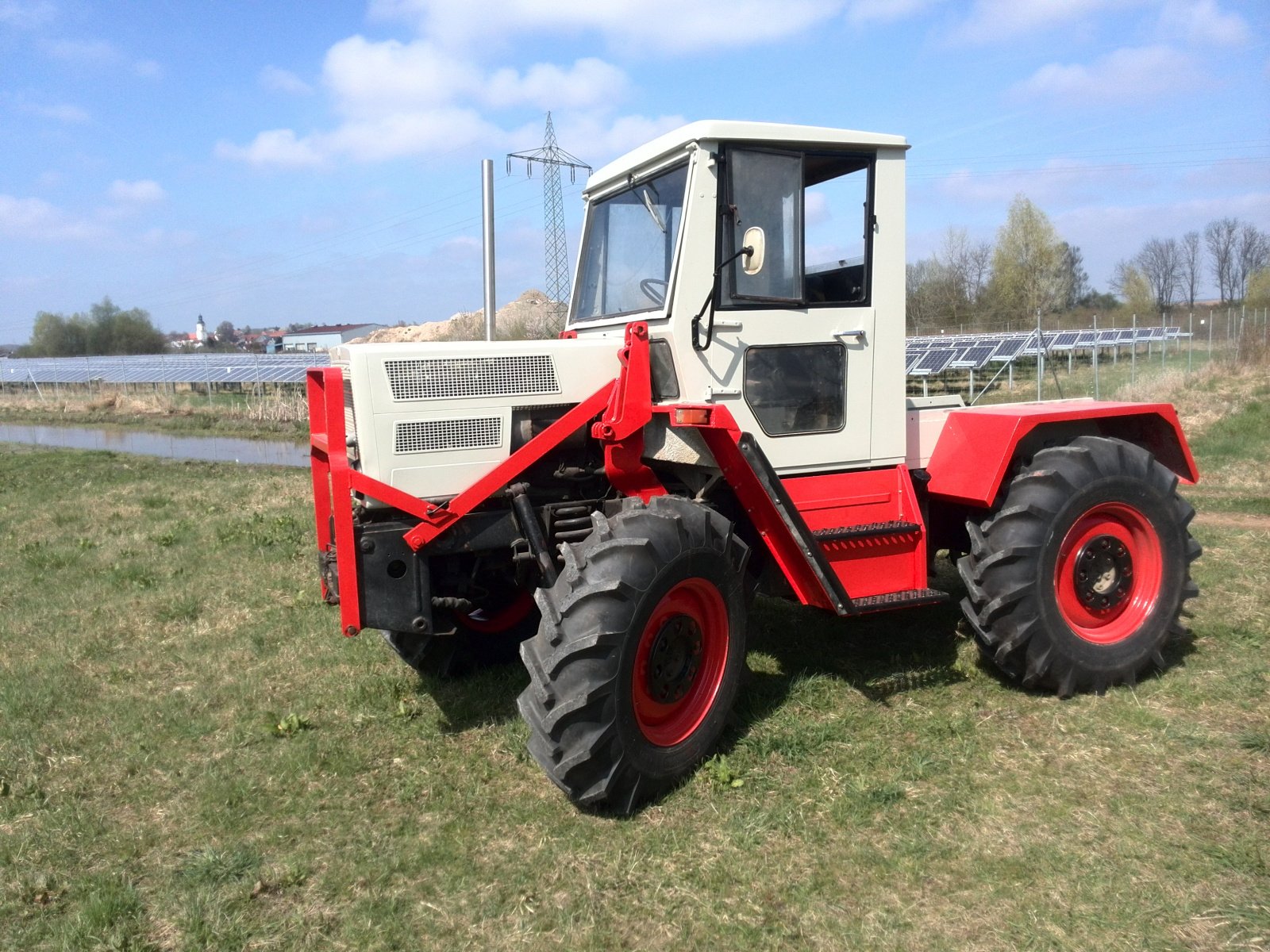 Traktor van het type Mercedes-Benz MB-Trac 800, Gebrauchtmaschine in Bergheim (Foto 1)