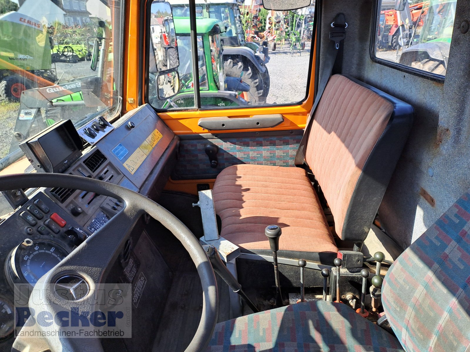 Traktor типа Mercedes-Benz Unimog 1600, Gebrauchtmaschine в Weimar-Niederwalgern (Фотография 8)