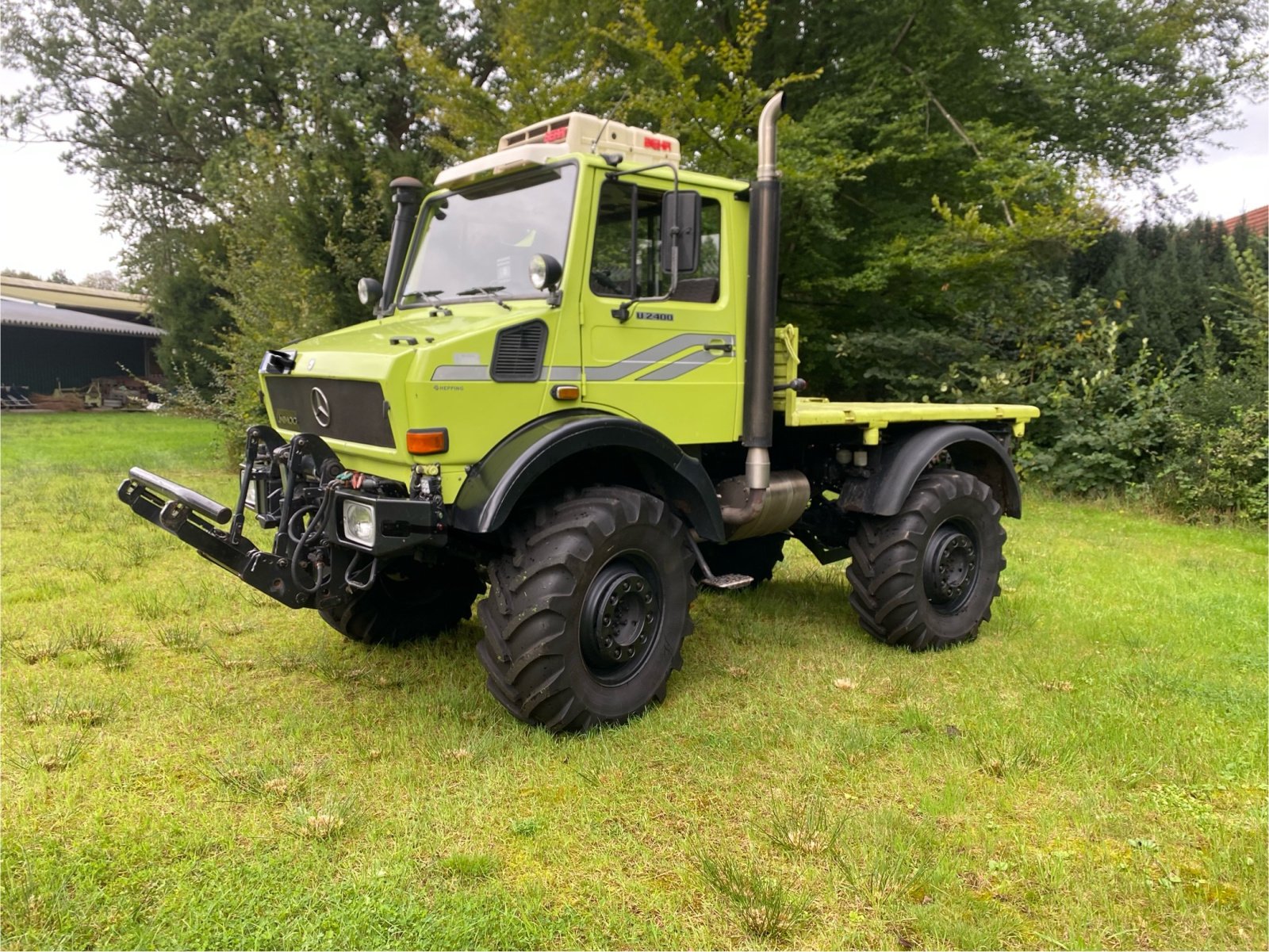 Traktor του τύπου Mercedes-Benz Unimog 2100/2400 BM 437, Gebrauchtmaschine σε Oyten (Φωτογραφία 1)