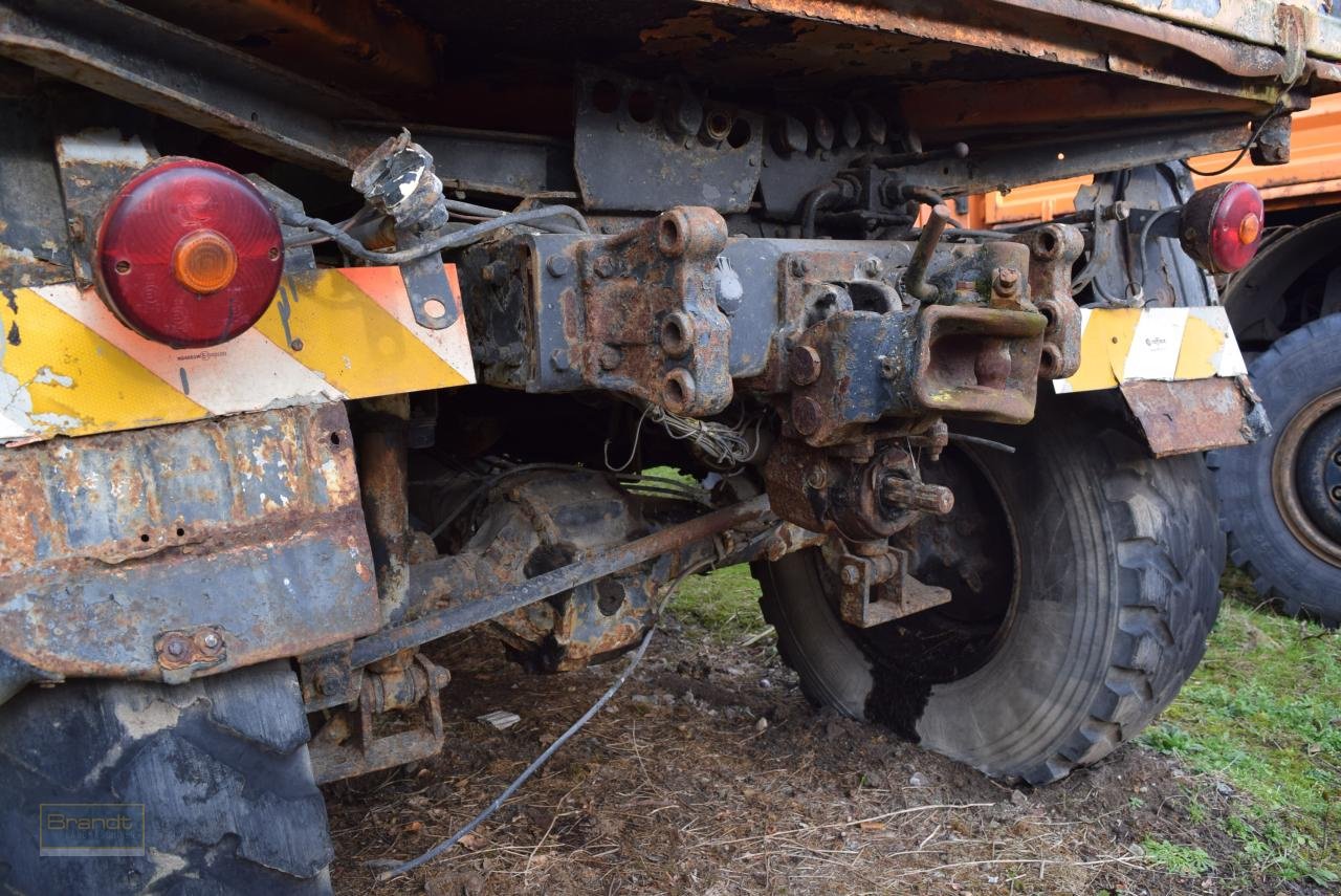 Traktor Türe ait Mercedes-Benz Unimog U 1200, Gebrauchtmaschine içinde Oyten (resim 5)