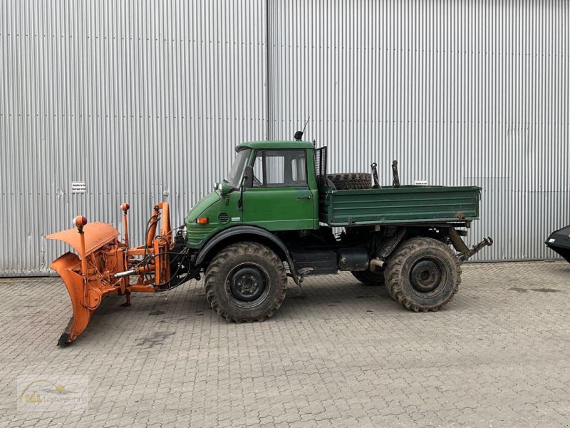 Traktor des Typs Mercedes-Benz Unimog U 403, Gebrauchtmaschine in Pfreimd (Bild 1)