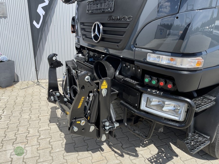 Traktor от тип Mercedes-Benz Unimog U20, 7500 kg, Mini Unimog, Option mit Kran, Agrar , 60 km/h, Gebrauchtmaschine в Hinterschmiding (Снимка 17)