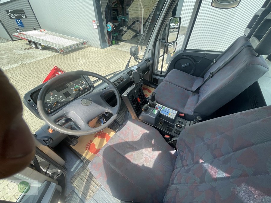 Traktor tip Mercedes-Benz Unimog U300 Agrar mit Kran , 1a Zustand , Rarität , 7500 kg, Gebrauchtmaschine in Hinterschmiding (Poză 17)