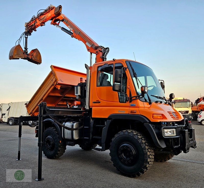 Traktor Türe ait Mercedes-Benz Unimog U400 mit Kran, Kipper, Greifer, Zapfwelle, LOF , 60 km/h mgl., Gebrauchtmaschine içinde Hinterschmiding (resim 8)