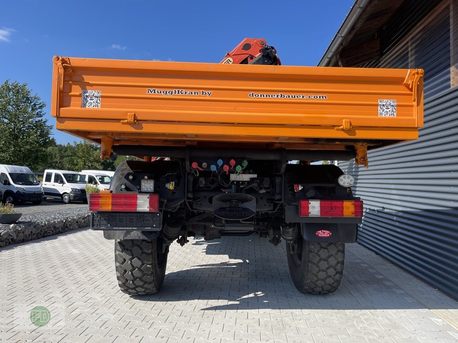 Traktor типа Mercedes-Benz Unimog U500 Automatik mit Kran, Zapfwelle, Kipper , 1a Zustand , viele Extras, Finanzierung mgl., Gebrauchtmaschine в Hinterschmiding (Фотография 13)