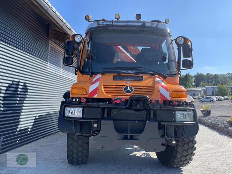 Traktor del tipo Mercedes-Benz Unimog U500 Automatik mit Kran, Zapfwelle, Kipper , 1a Zustand , viele Extras, Finanzierung mgl., Gebrauchtmaschine en Hinterschmiding (Imagen 15)