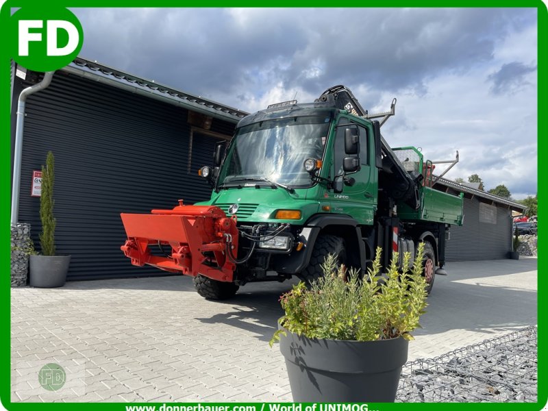 Traktor typu Mercedes-Benz Unimog U500 / Kran 17.30 Meter / Winde / Arbeitskorb, Gebrauchtmaschine v Hinterschmiding