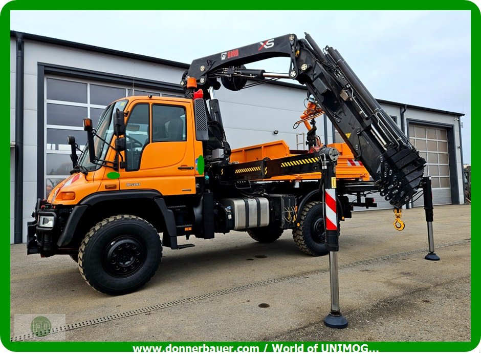 Traktor типа Mercedes-Benz Unimog U500 mit 21.6 Meter Mega Kran, Gebrauchtmaschine в Hinterschmiding (Фотография 3)