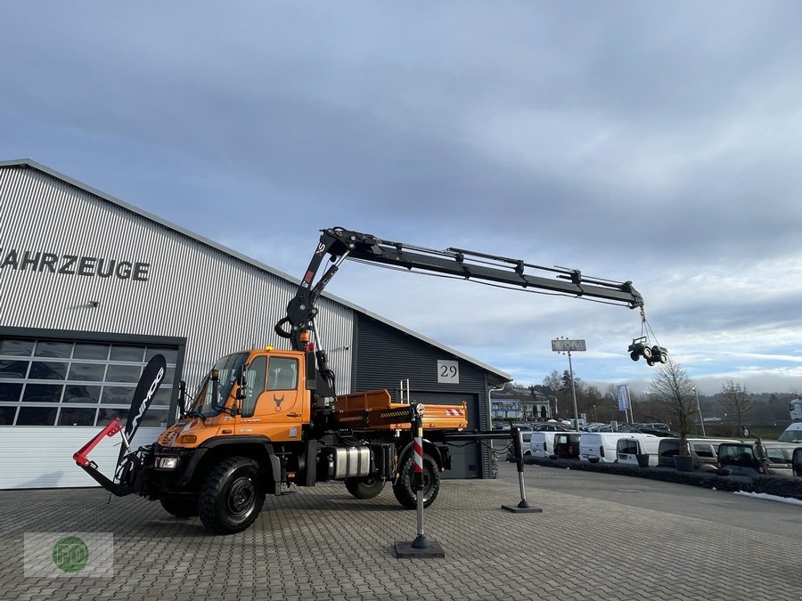 Traktor Türe ait Mercedes-Benz Unimog U500 mit Mega Kran, Hiab 288 , 5x6 Kreis, Zapfwelle, Kipper, Automatik, Multitalent , Einzigartig, Gebrauchtmaschine içinde Hinterschmiding (resim 10)