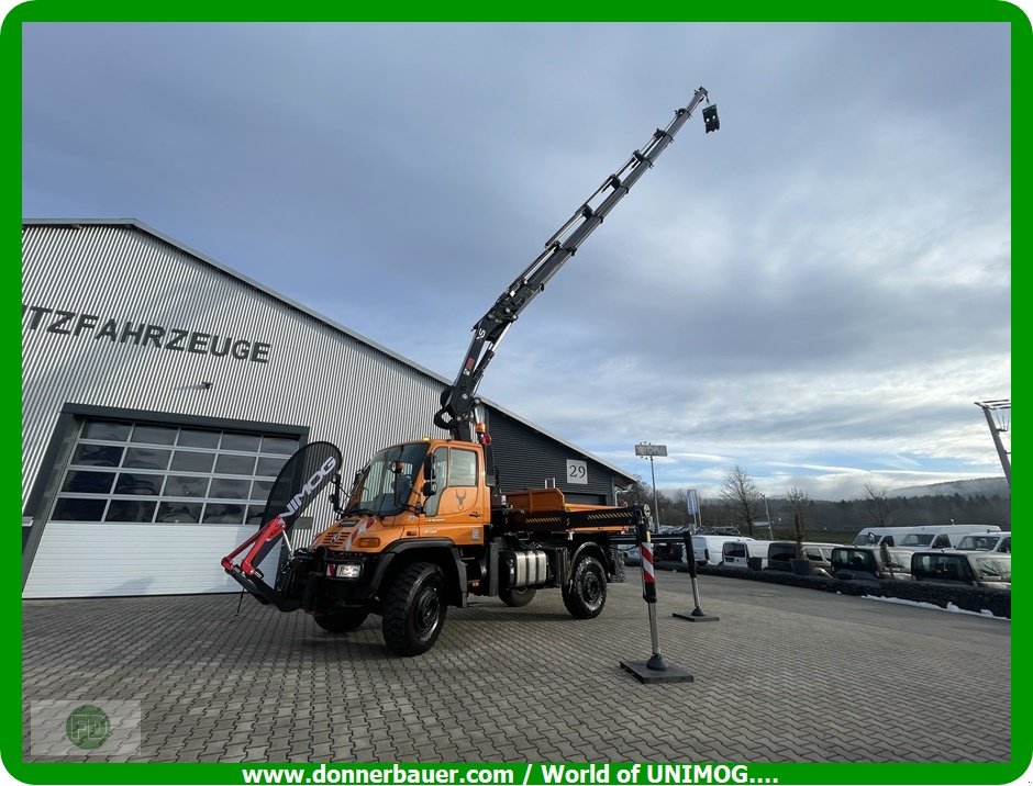 Traktor typu Mercedes-Benz Unimog U500 mit Mega Kran und Top Ausstattung , Einzelstück, Gebrauchtmaschine w Hinterschmiding (Zdjęcie 10)