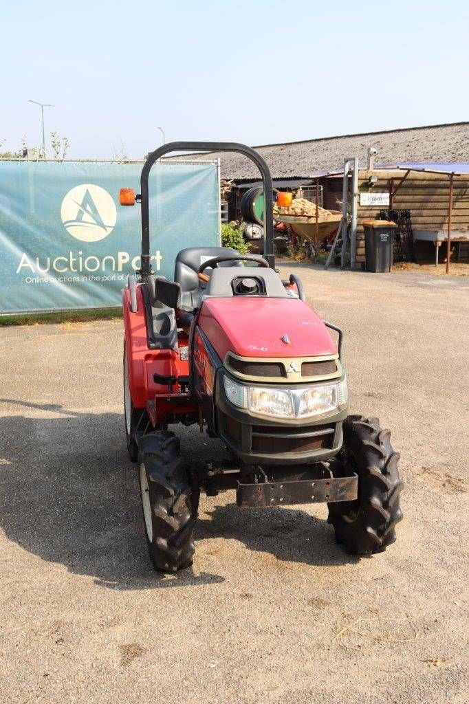 Traktor van het type Mitsubishi GS160, Gebrauchtmaschine in Antwerpen (Foto 8)