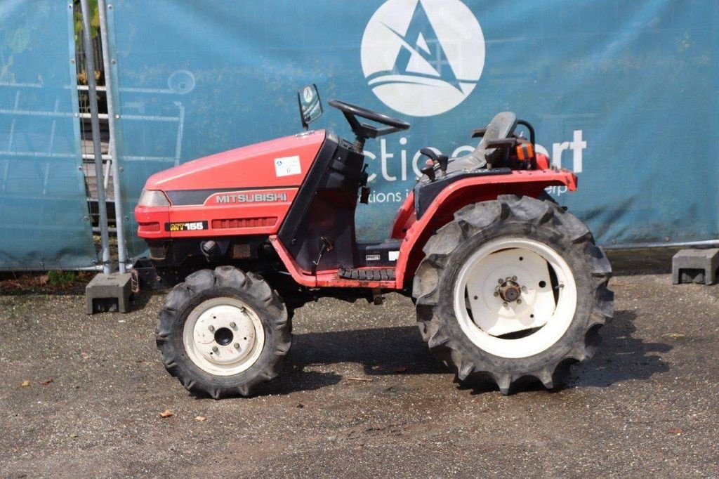 Traktor des Typs Mitsubishi MT155, Gebrauchtmaschine in Antwerpen (Bild 2)