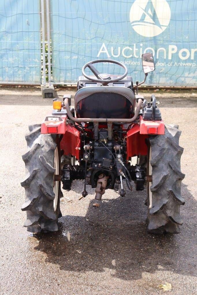 Traktor van het type Mitsubishi MT155, Gebrauchtmaschine in Antwerpen (Foto 5)