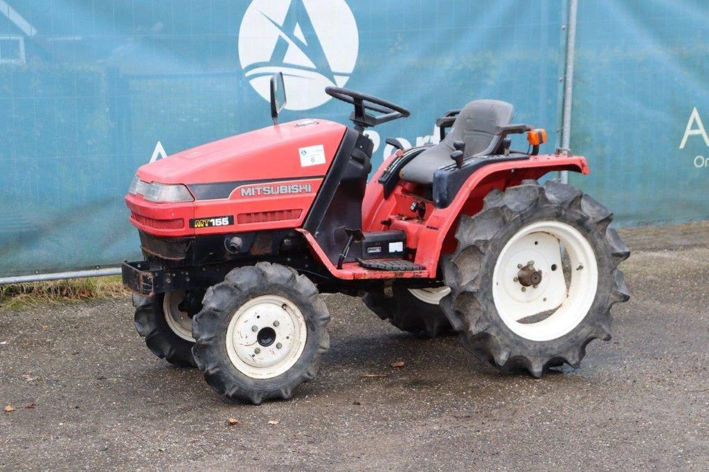 Traktor des Typs Mitsubishi MT155, Gebrauchtmaschine in Antwerpen (Bild 10)