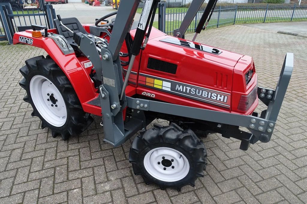 Traktor des Typs Mitsubishi MT16 4wd / 0422 Draaiuren / Januari aanbieding, Gebrauchtmaschine in Swifterband (Bild 2)