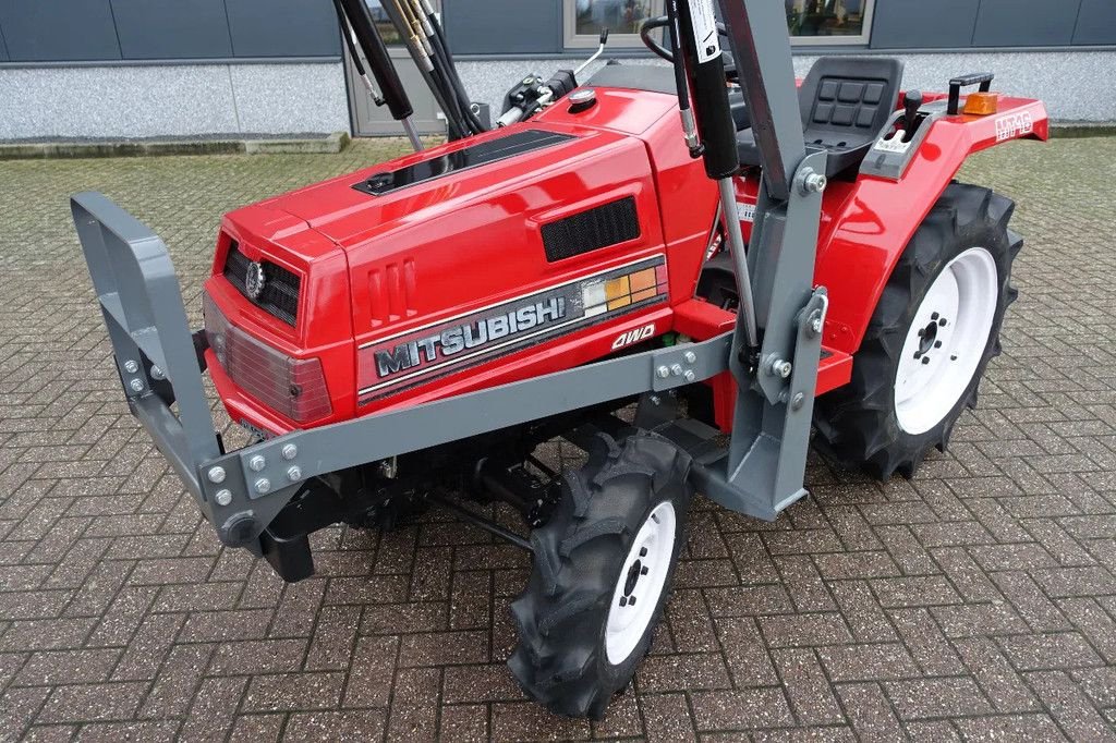 Traktor Türe ait Mitsubishi MT16 4wd / 1348 Draaiuren / Voorlader, Gebrauchtmaschine içinde Swifterband (resim 4)