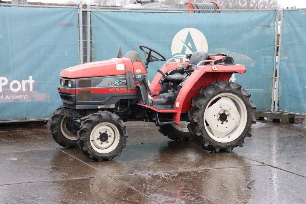 Traktor Türe ait Mitsubishi MTR250, Gebrauchtmaschine içinde Antwerpen (resim 11)