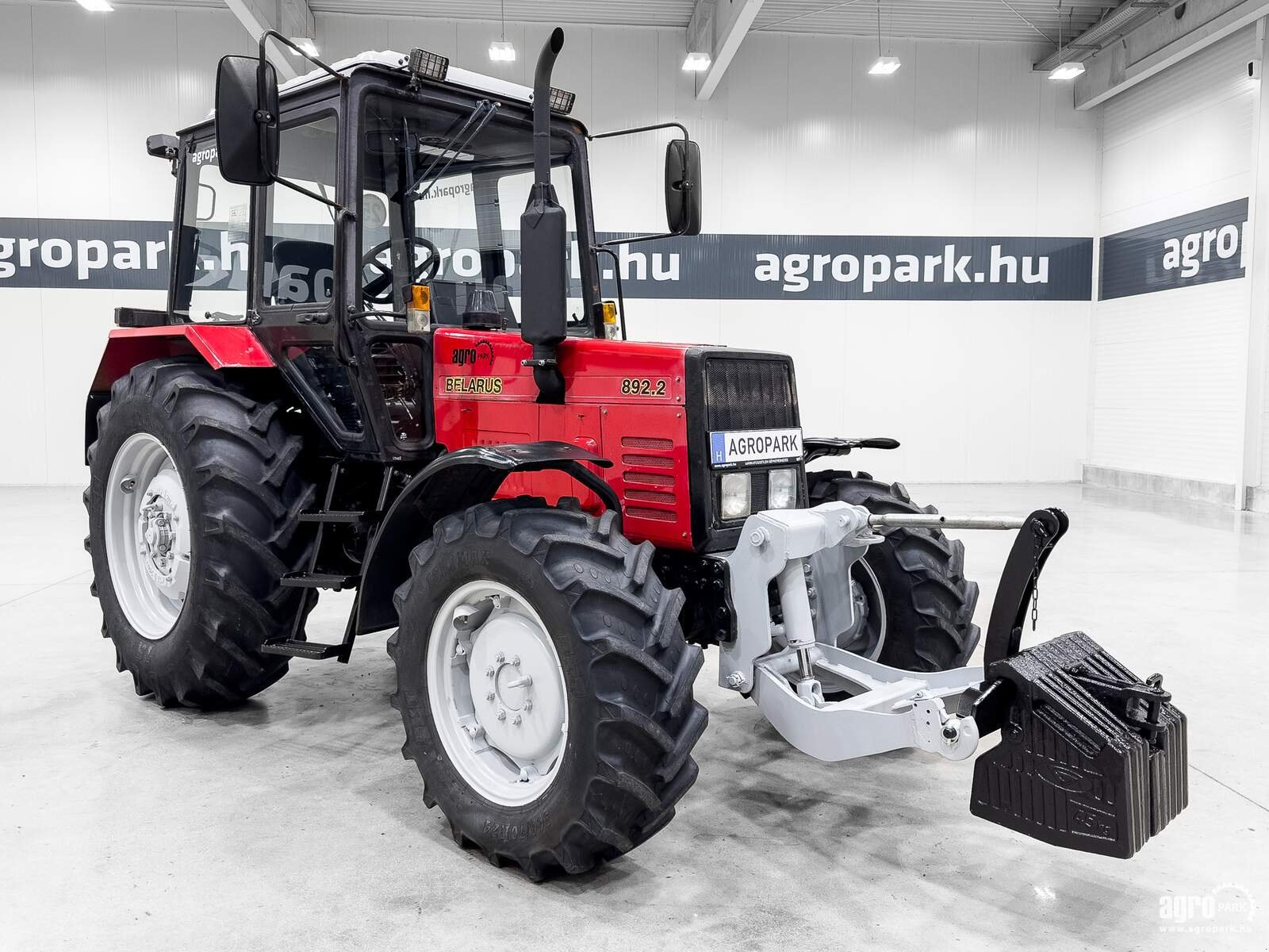 Traktor типа MTZ 892.2, Gebrauchtmaschine в Csengele (Фотография 2)