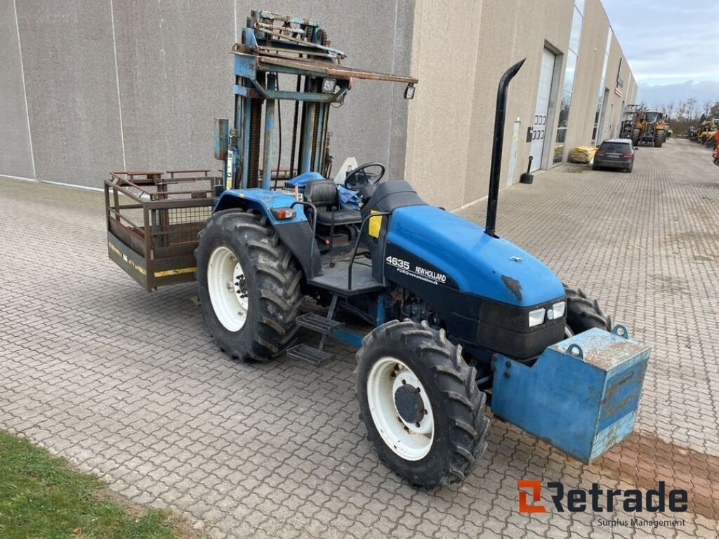 Traktor типа New Holland 4635, Gebrauchtmaschine в Rødovre (Фотография 3)