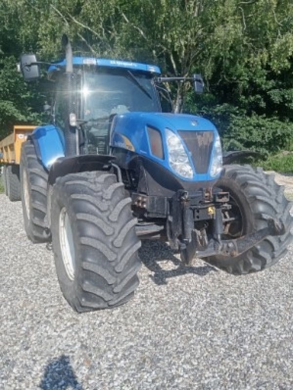 Traktor of the type New Holland 7060, Gebrauchtmaschine in Farsø (Picture 1)