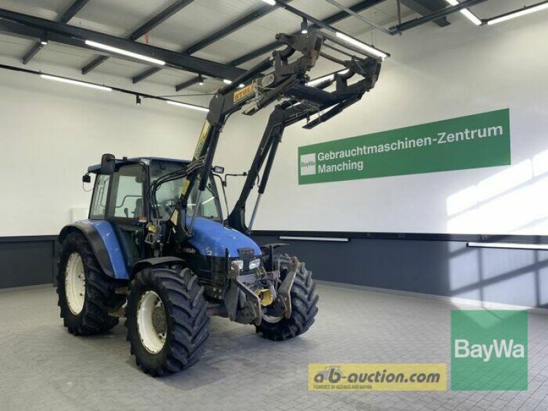 Traktor от тип New Holland 7635, Gebrauchtmaschine в Manching (Снимка 1)