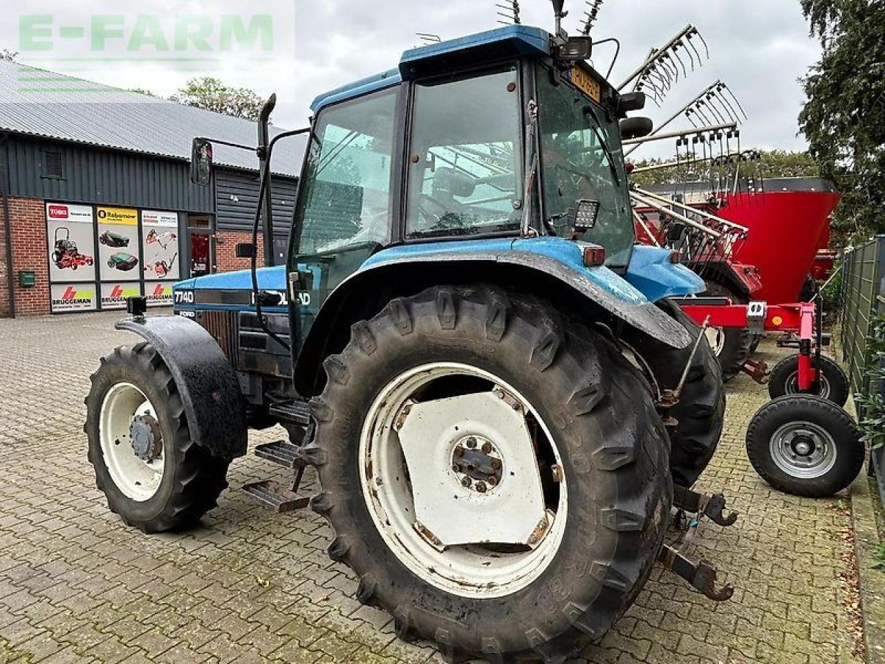 Traktor del tipo New Holland 7740, Gebrauchtmaschine In ag BROEKLAND (Immagine 4)