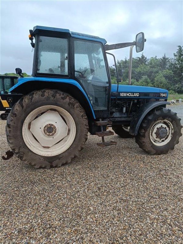 Traktor of the type New Holland 7840 SLE, Gebrauchtmaschine in Ejstrupholm (Picture 6)