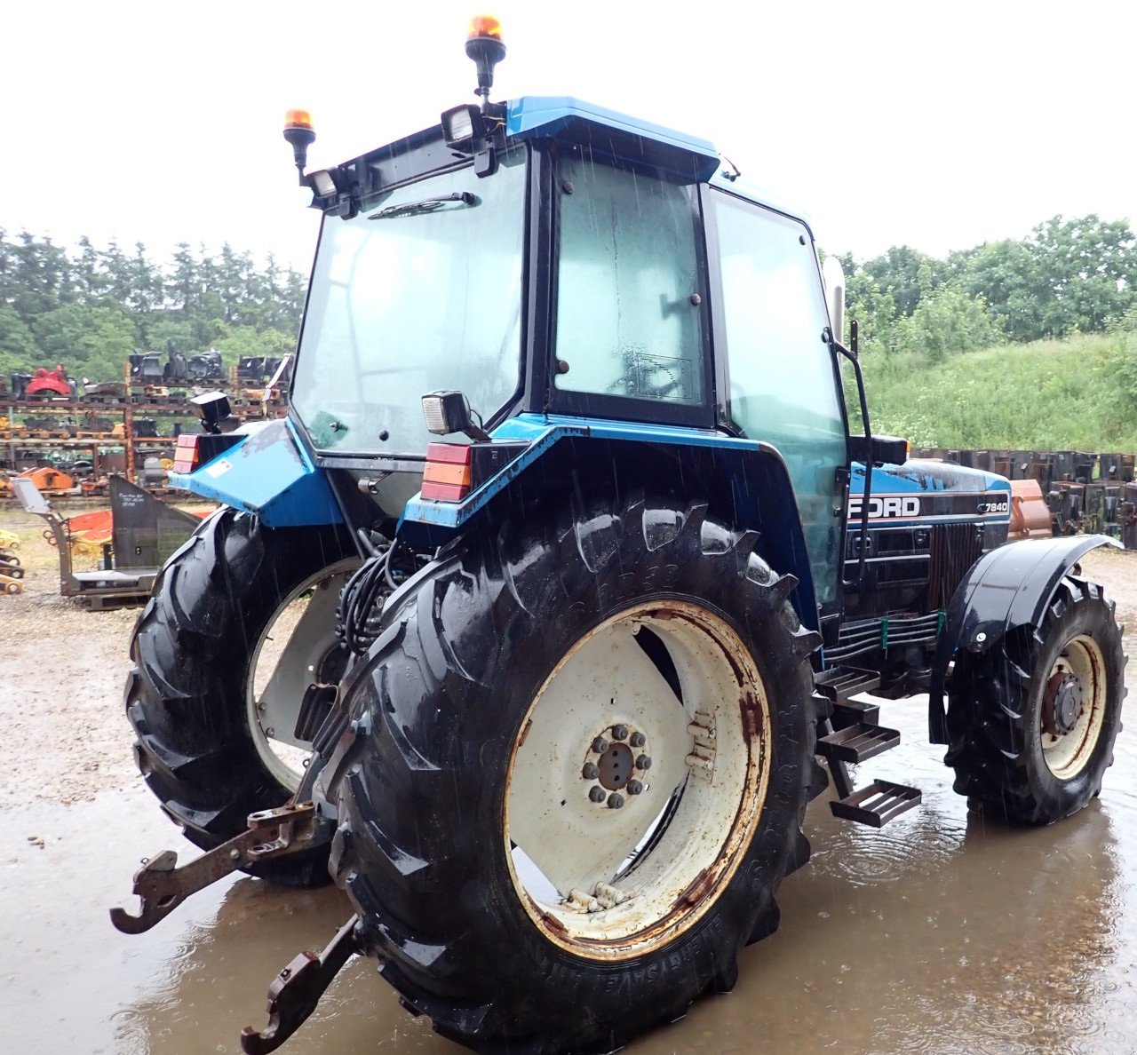 Traktor des Typs New Holland 7840, Gebrauchtmaschine in Viborg (Bild 6)