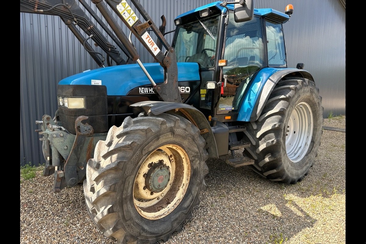 Traktor Türe ait New Holland 8160, Gebrauchtmaschine içinde Viborg (resim 2)