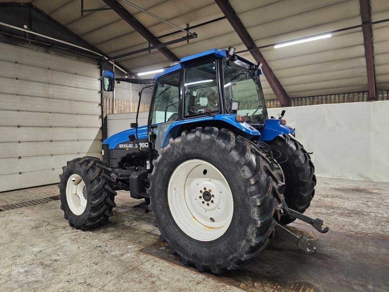 Traktor Türe ait New Holland 8160, Gebrauchtmaschine içinde Pragsdorf (resim 9)