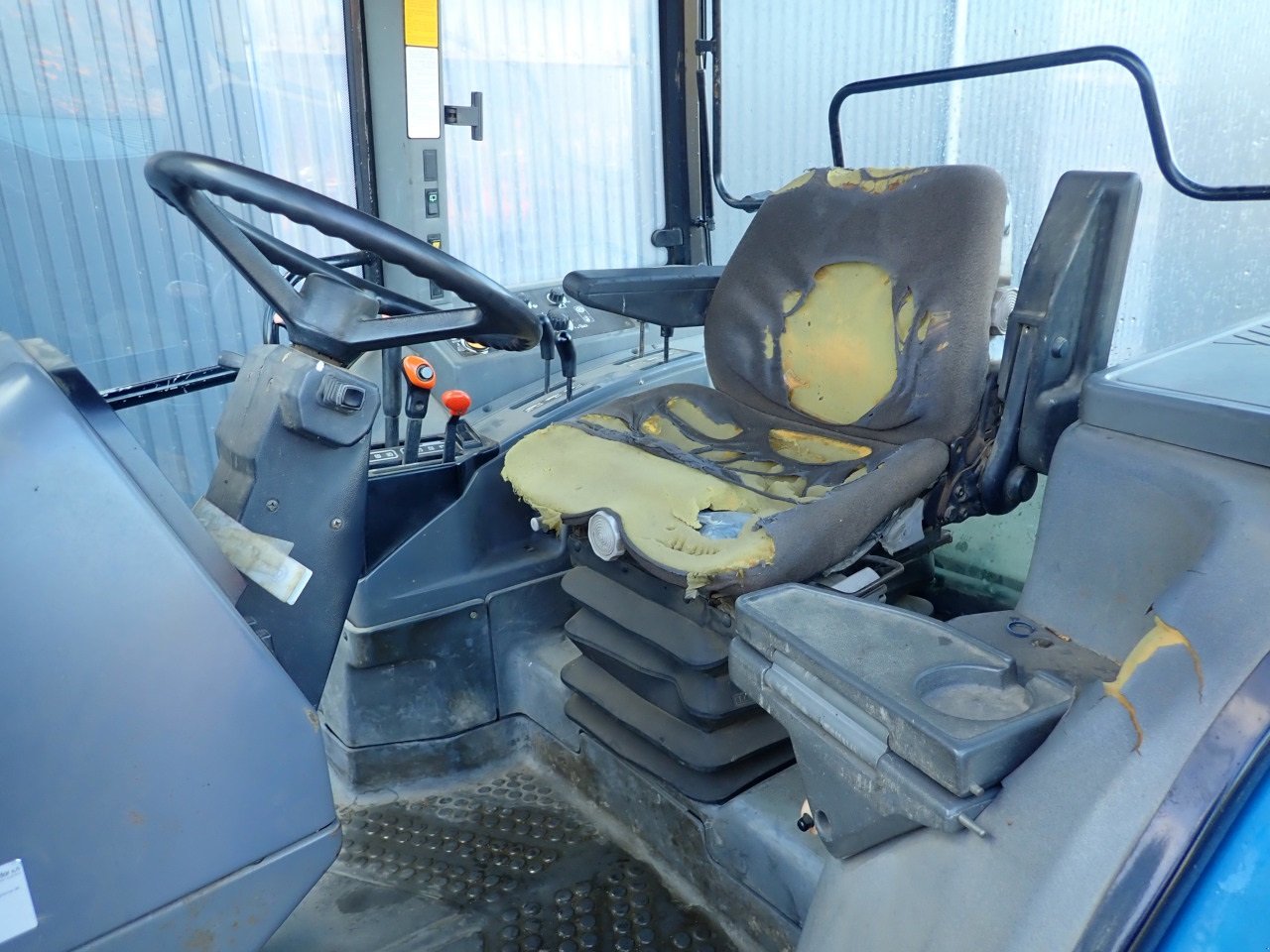 Traktor tipa New Holland 8240, Gebrauchtmaschine u Viborg (Slika 7)