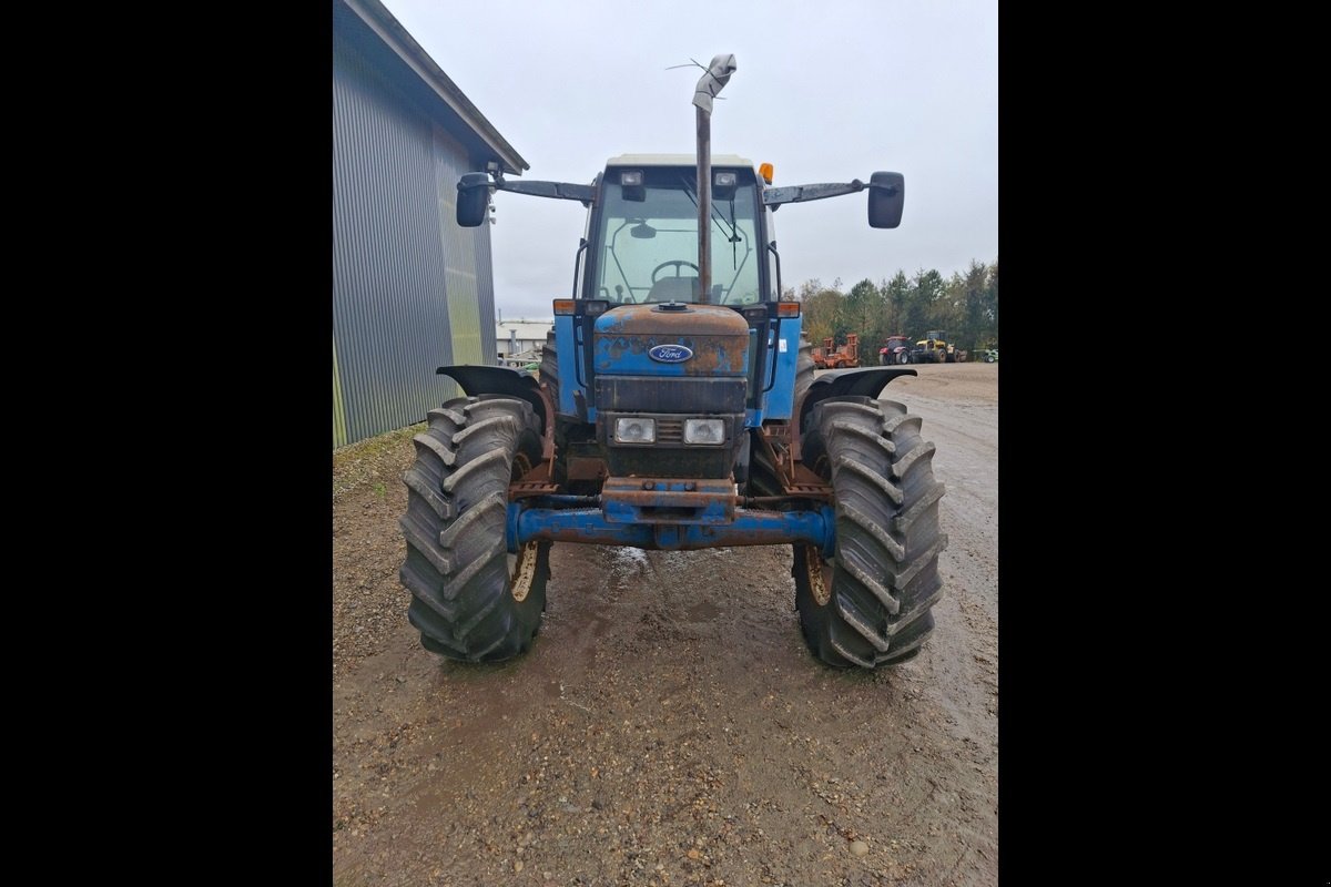 Traktor του τύπου New Holland 8240, Gebrauchtmaschine σε Viborg (Φωτογραφία 2)