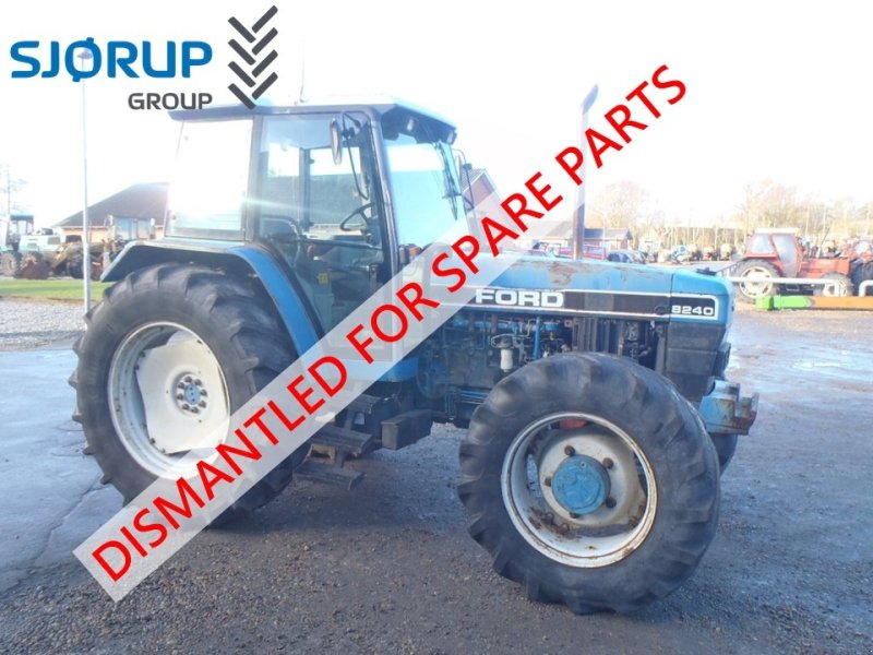 Traktor tipa New Holland 8240, Gebrauchtmaschine u Viborg (Slika 1)