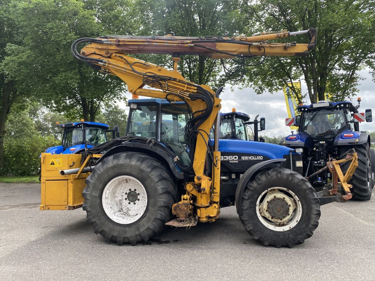 Traktor Türe ait New Holland 8360, Gebrauchtmaschine içinde Heerenveen (resim 3)