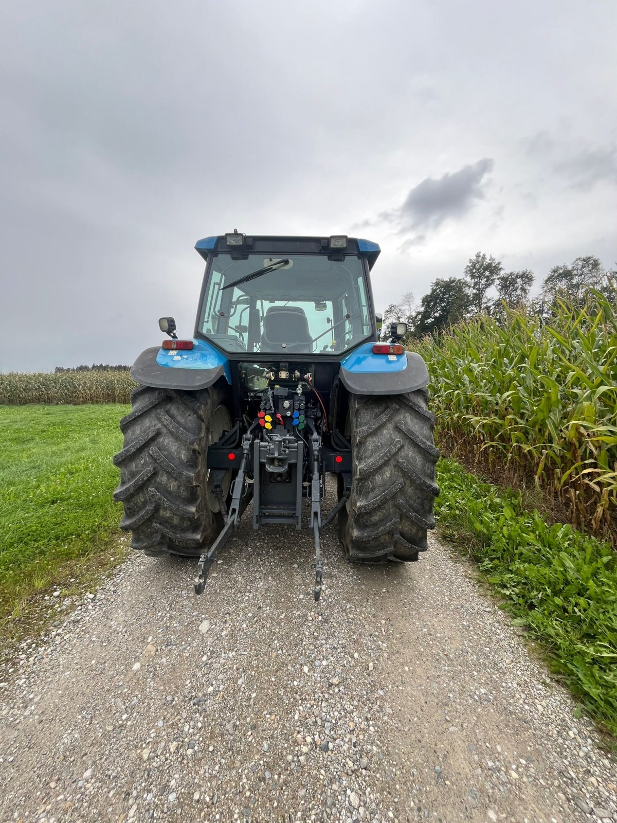 Traktor van het type New Holland 8360, Gebrauchtmaschine in Obing (Foto 7)