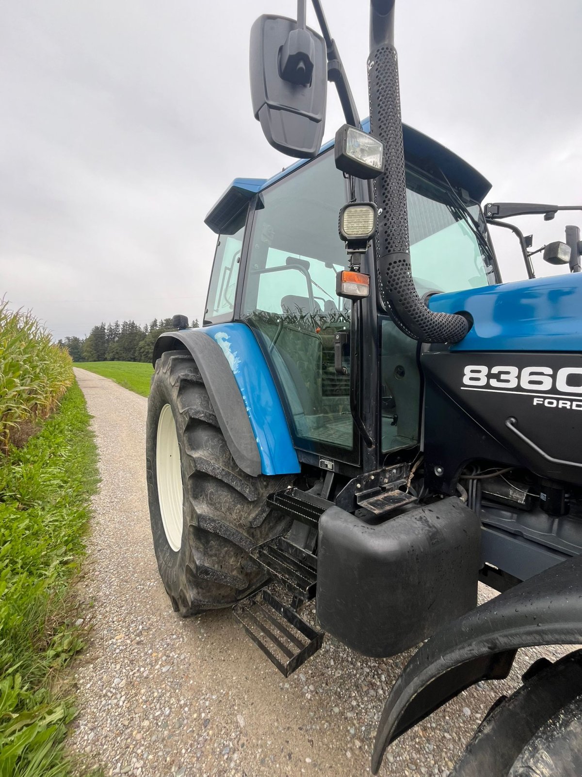 Traktor of the type New Holland 8360, Gebrauchtmaschine in Obing (Picture 13)