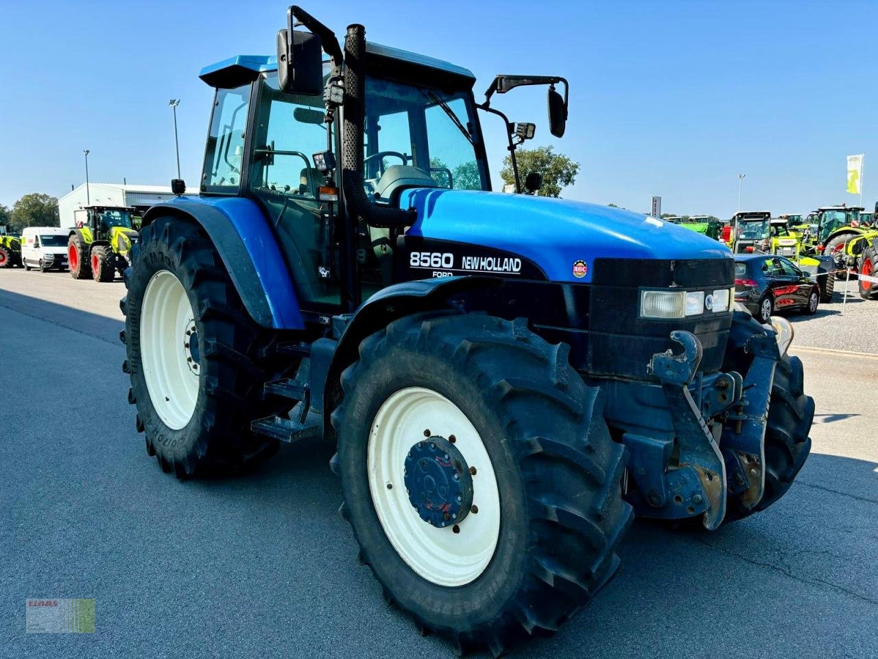 Traktor des Typs New Holland 8560, Klima, Druckluft, Frontkraftheber, Gebrauchtmaschine in Molbergen (Bild 2)