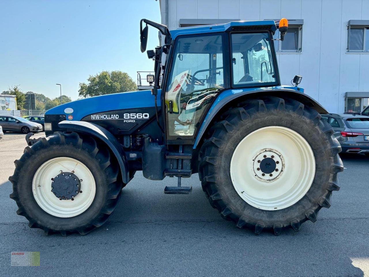 Traktor of the type New Holland 8560, Klima, Druckluft, Frontkraftheber, Gebrauchtmaschine in Molbergen (Picture 5)