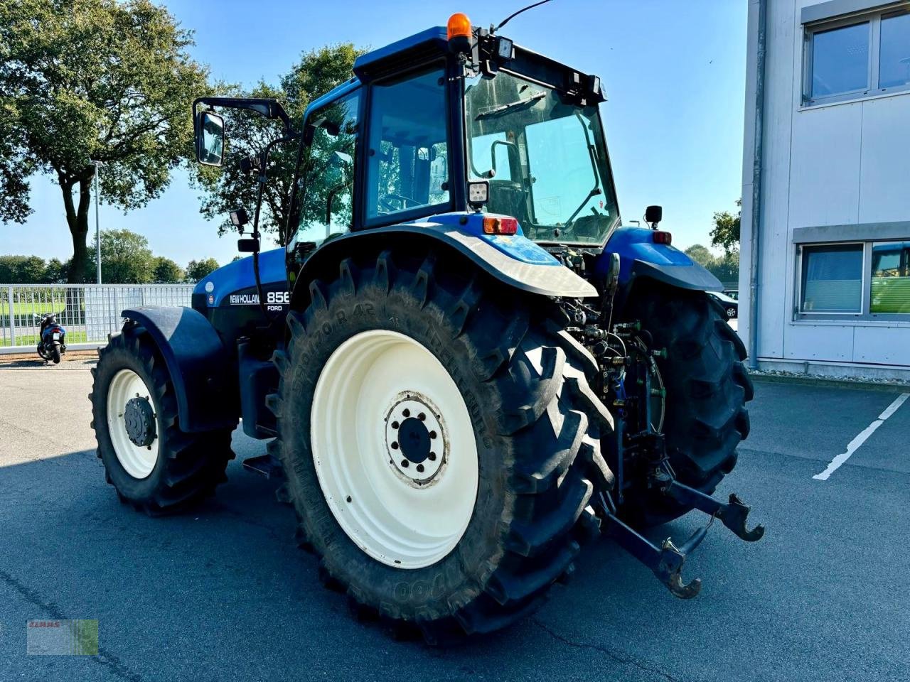 Traktor от тип New Holland 8560, Klima, Druckluft, Frontkraftheber, Gebrauchtmaschine в Molbergen (Снимка 8)