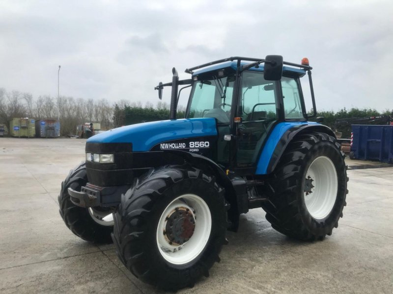 Traktor van het type New Holland 8560, Gebrauchtmaschine in Hoek (Foto 1)