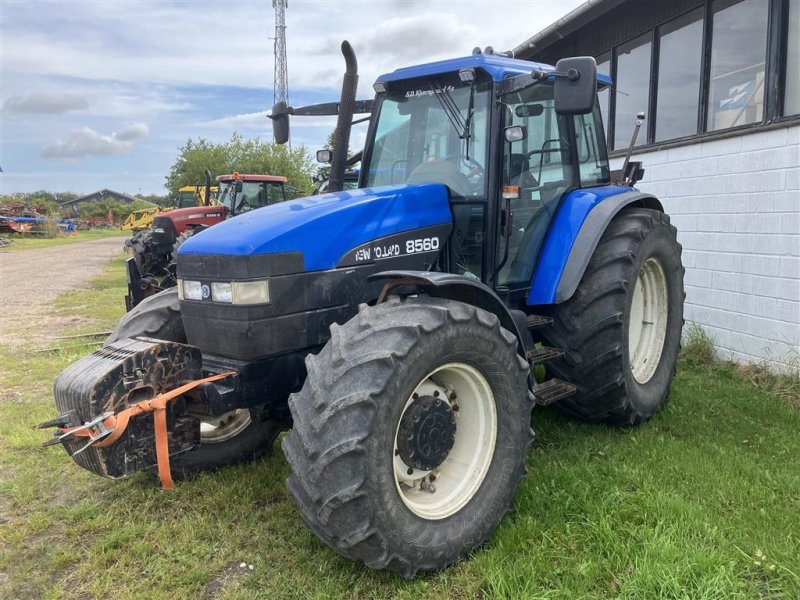 Traktor Türe ait New Holland 8560, Gebrauchtmaschine içinde Roskilde