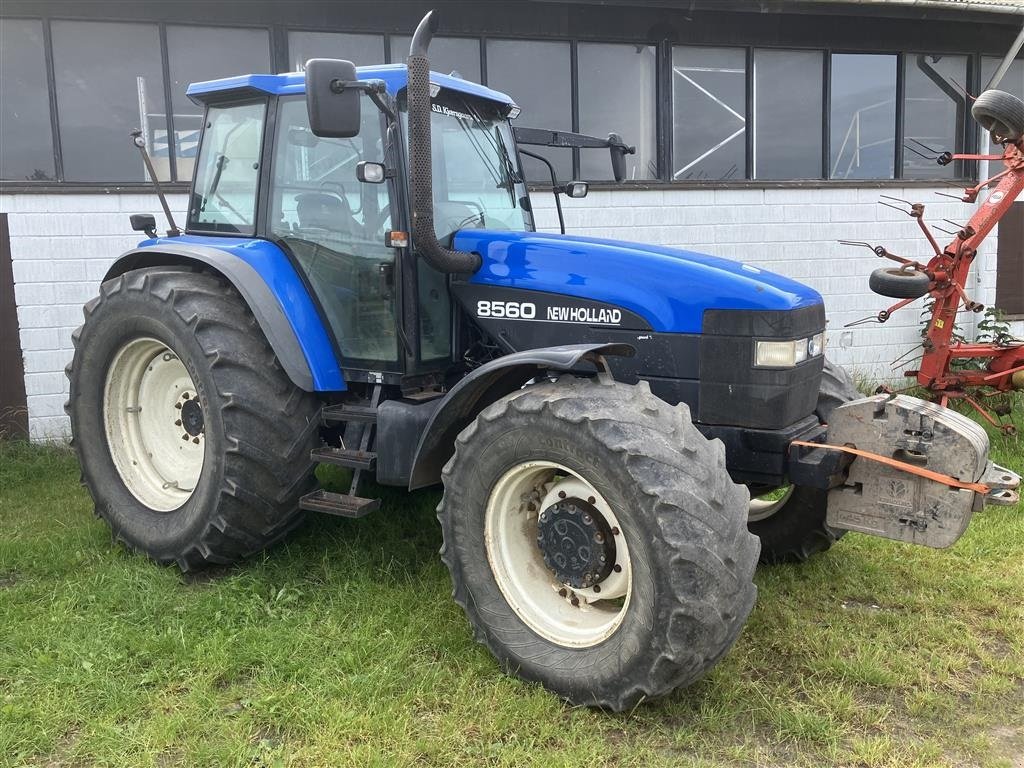 Traktor Türe ait New Holland 8560, Gebrauchtmaschine içinde Roskilde (resim 2)