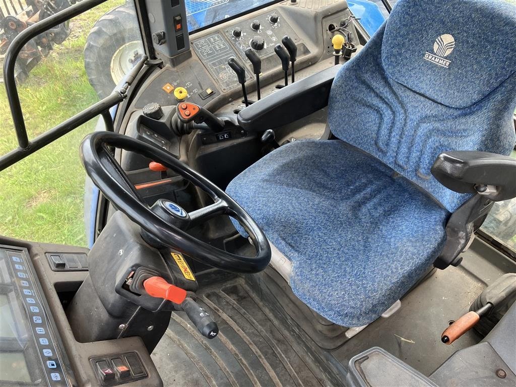 Traktor typu New Holland 8560, Gebrauchtmaschine w Roskilde (Zdjęcie 4)