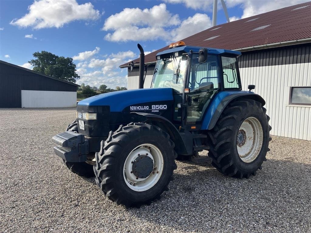 Traktor of the type New Holland 8560, Gebrauchtmaschine in Gråsten (Picture 1)