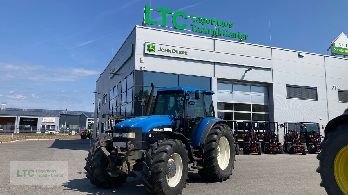 Traktor Türe ait New Holland 8560, Gebrauchtmaschine içinde Eggendorf (resim 1)