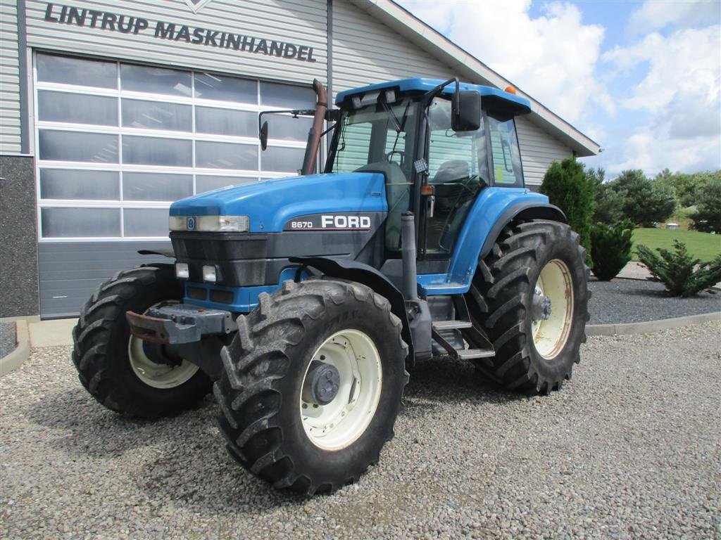 Traktor tipa New Holland 8670, Gebrauchtmaschine u Lintrup (Slika 2)